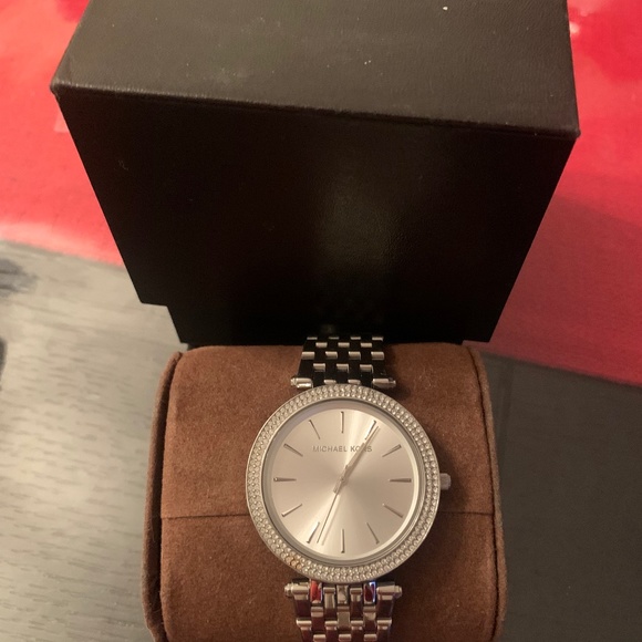Women Michael Kors watch